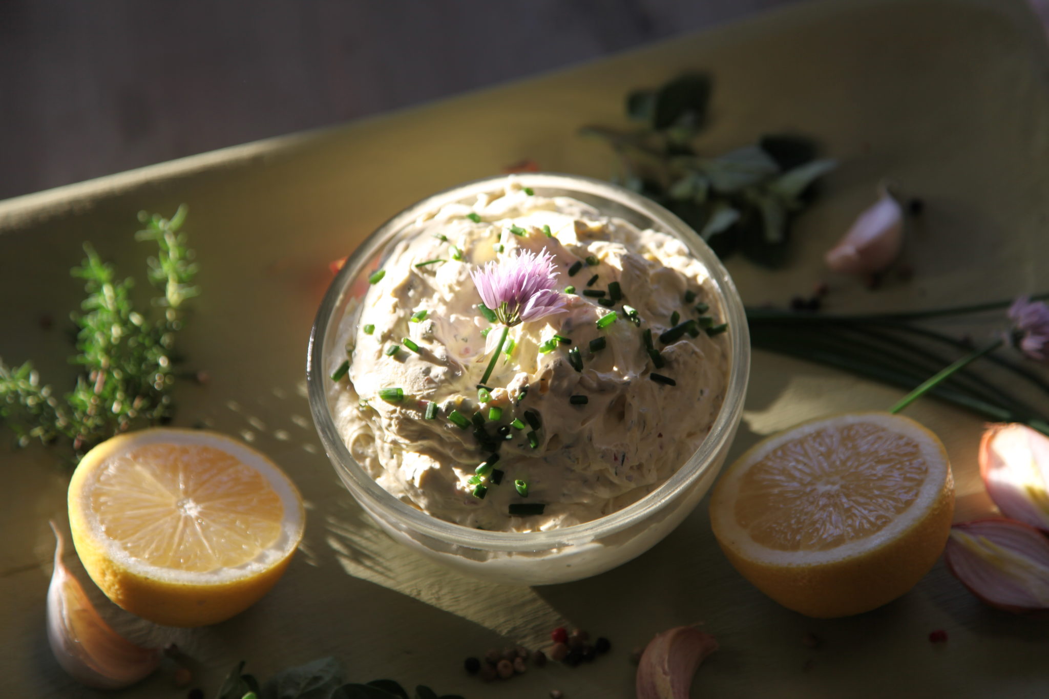 &amp;#39;Kräuterbutter&amp;#39; mit Knoblauch, Schalotten und Senf - Typisch Heike