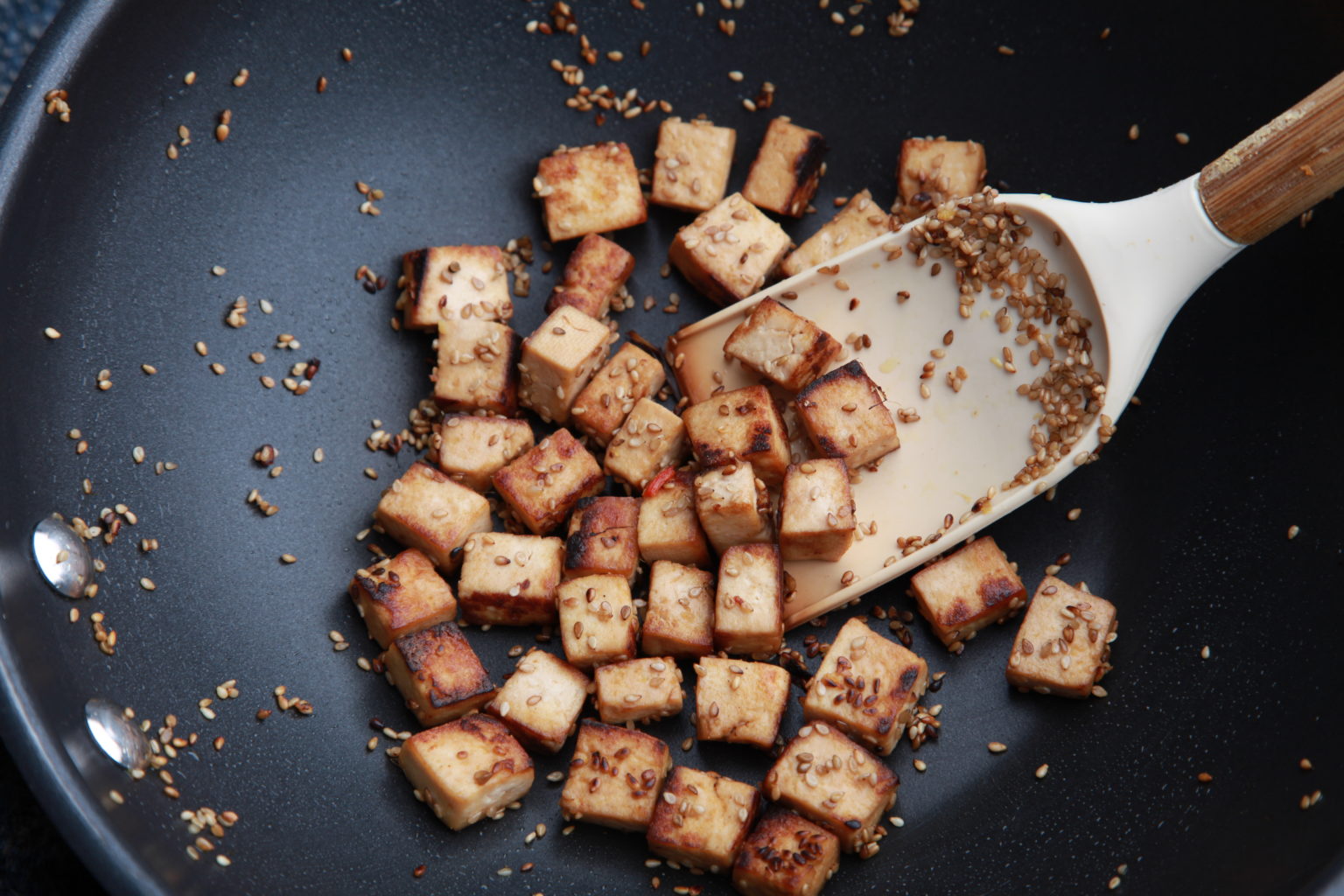 Tofu richtig zubereiten - würzen, marinieren, braten... - Typisch Heike