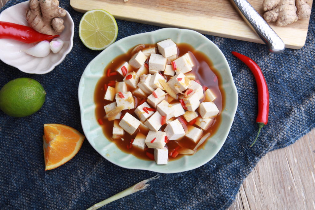 Tofu richtig zubereiten – würzen, marinieren, braten… - Typisch Heike